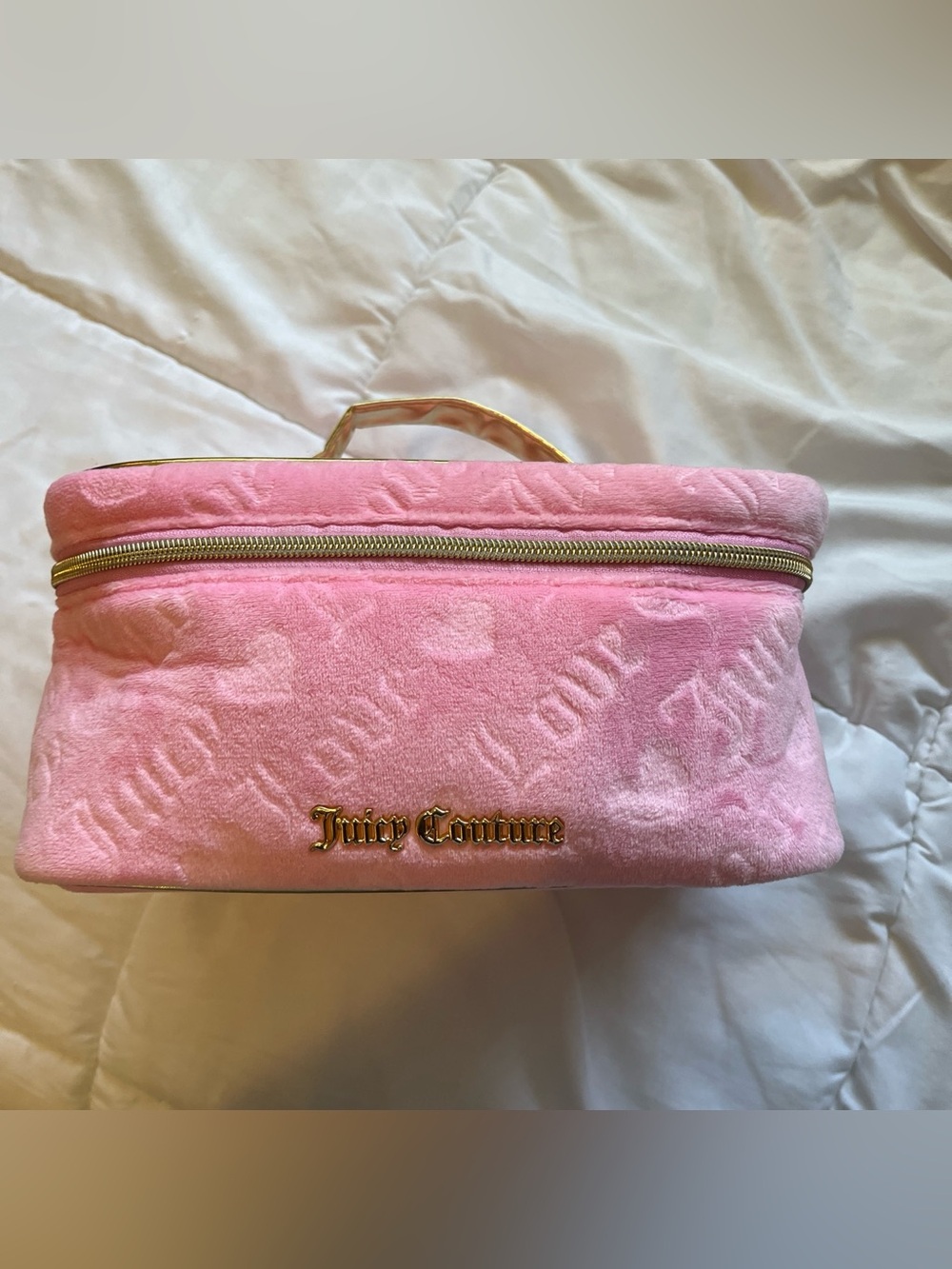 JUICY COUTURE pink and gold makeup bag